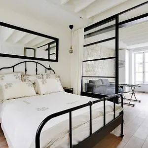  Apartment Invalides - Tour Eiffel France